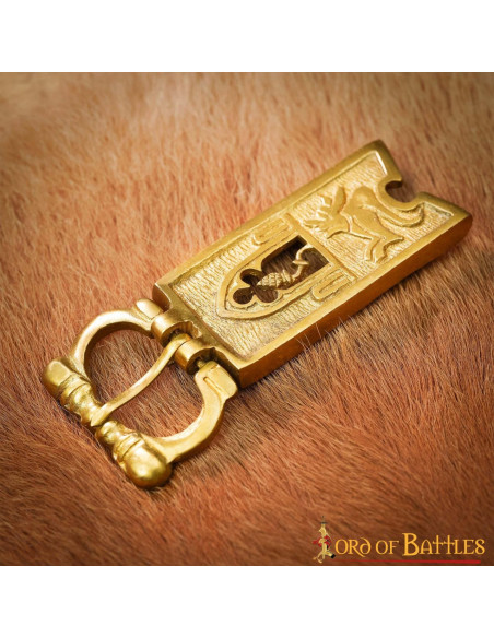 Fivela de cardo para cintos medievais