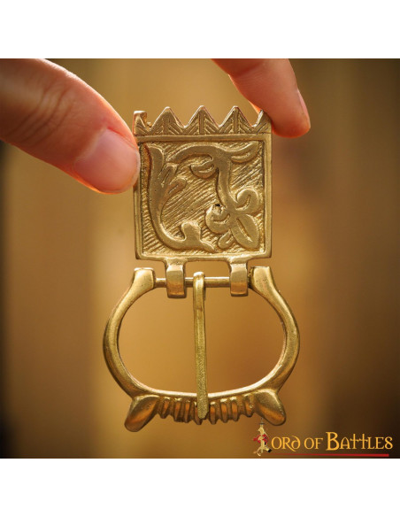 Fivela e acabamento floral para...