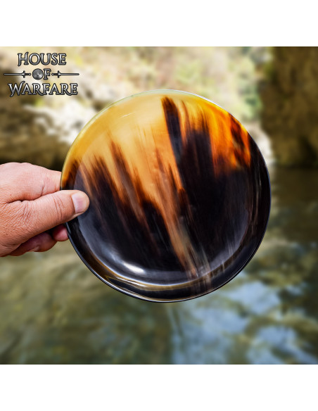 Prato medieval feito de chifre de...