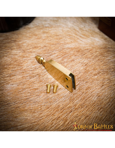 Fecho de cinto medieval em latão com...