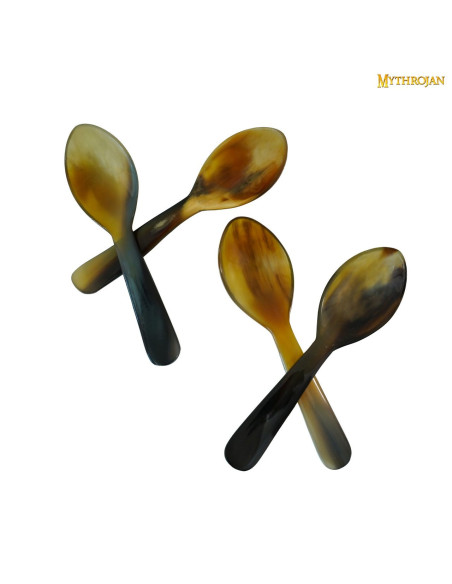 Conjunto de 4 colheres medievais em...