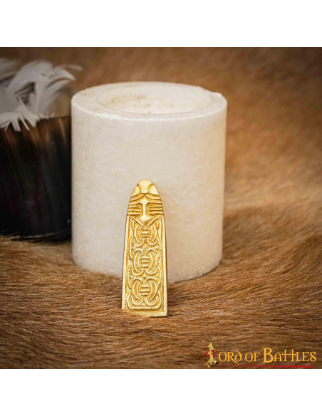 Ponta de cinto medieval estreita...