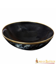 Tigela de chifre medieval com borda de latão autêntica