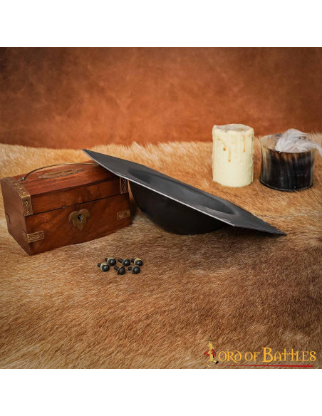 Umbo hexagonal para escudo romano em...