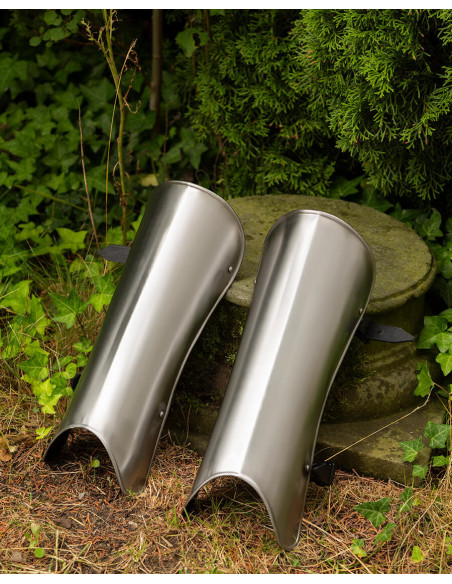 Torresmos medievais Harald com fivelas