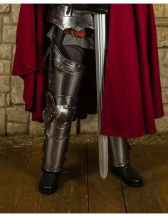 Guarda-pernas medievais de Baltasar completos 2