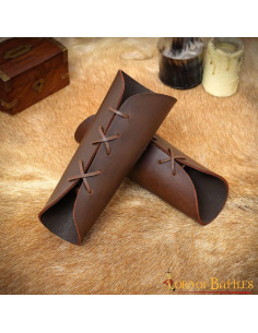 Pulseiras medievais de couro liso marrom (23 cm.) 2