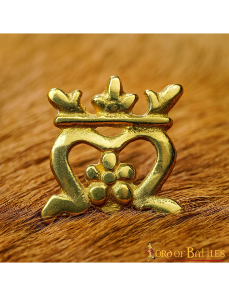 Conjunto de 5 coroas medievais...