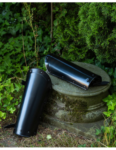 Torresmos medievais de Balthasar, aço...