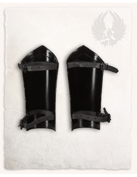 Mina torresmos medievais em aço polido