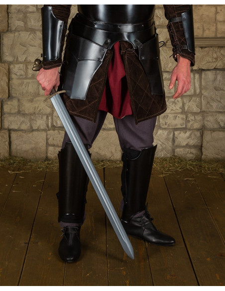 Escarcelas com acabamento enegrecido...