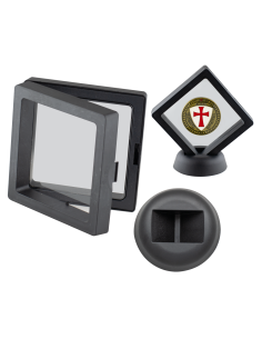 Expositor quadrado para facas ou moedas de 7 x 7 cm.