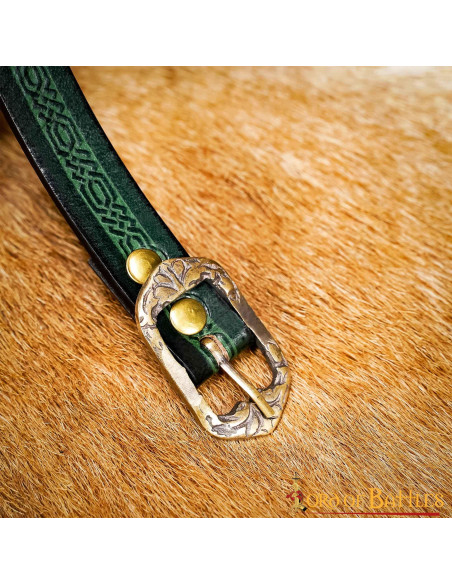 Cinto medieval granate com design em...