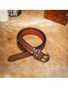 Cinto medieval de couro marrom com design de losangos