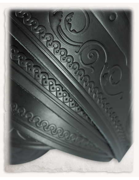 Ombreiras de couro em relevo com...