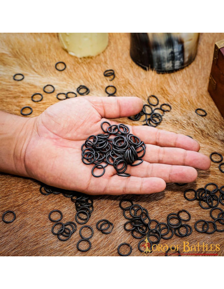 Bolsa com anel de cota de malha em...