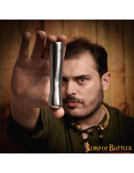 Contera de aço lança medieval (12,7 cm.)
