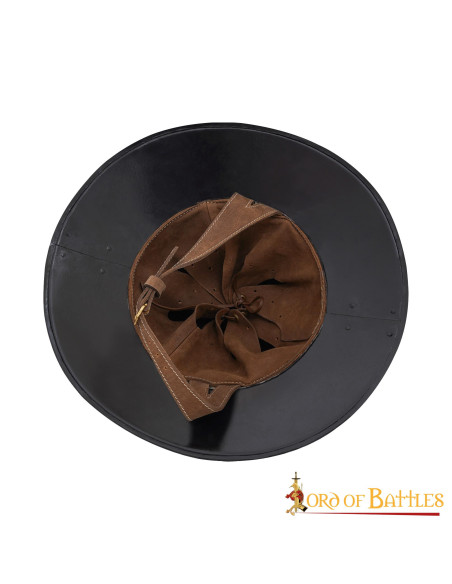 Capacete medieval de chaleira com...