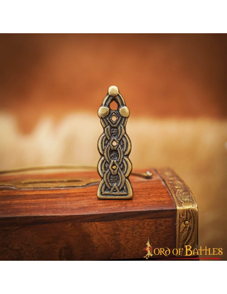 Ponta de cinto celta de latão antigo