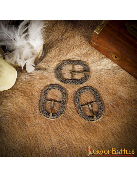 Pacote de 3 fivelas de latão antigo...