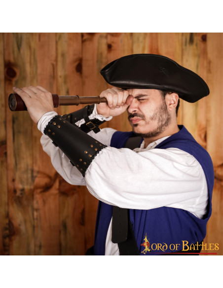 Braçadeiras medievais de couro com...