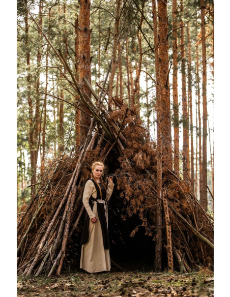 Sobretudo medieval Magdalena, cor marrom