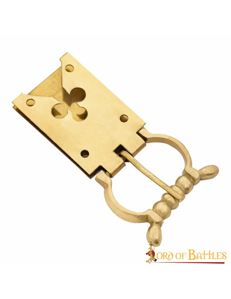 Fivela medieval de trevo de latão do...