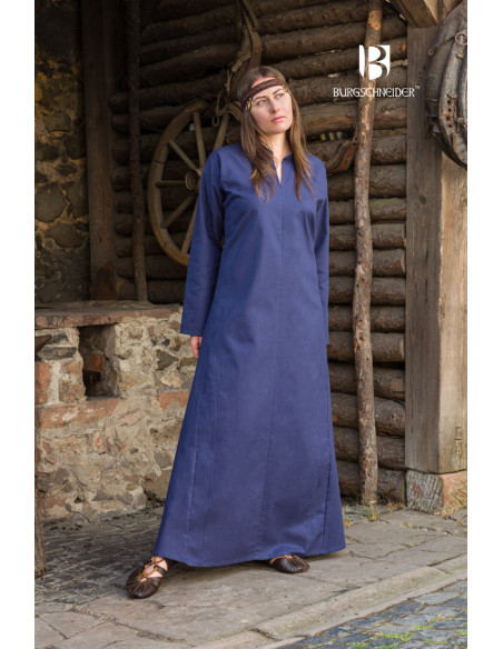 Vestido longo medieval modelo Rus...