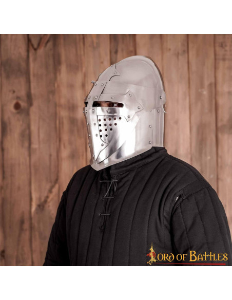 Bacia de cavaleiro do século XIV com...