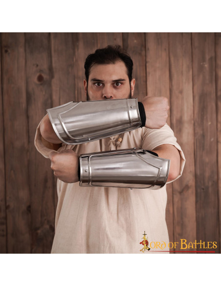 Braçadeiras de aço de fantasia...