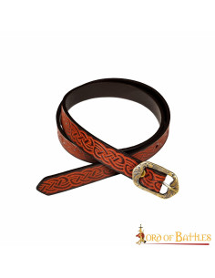 Cinto medieval de couro com nós celtas em relevo 2