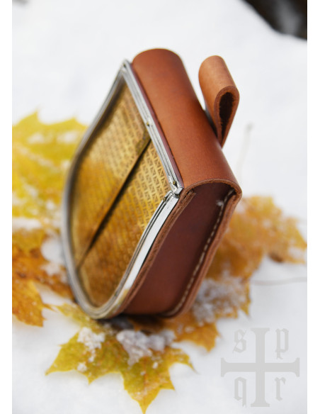 Bolsa medieval em pele castanha com...