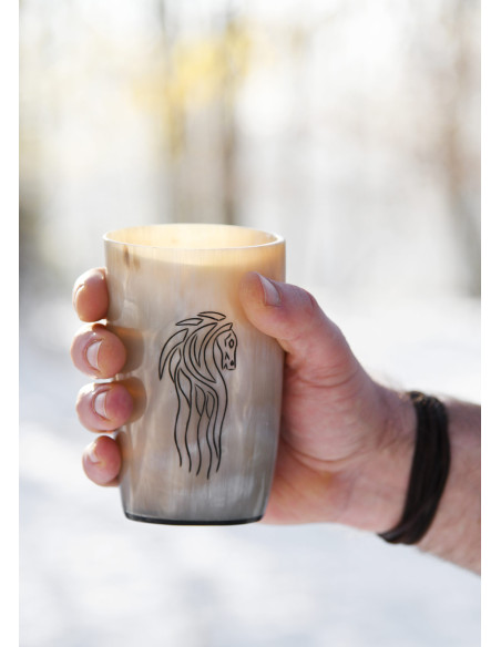 Copo de cavalo Viking em chifre de...