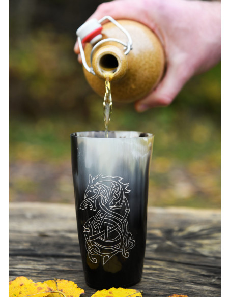 Copo viking lobo Fenrir em chifre de...