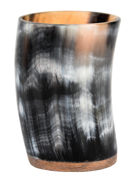 Vidro medieval, copo de chifre...