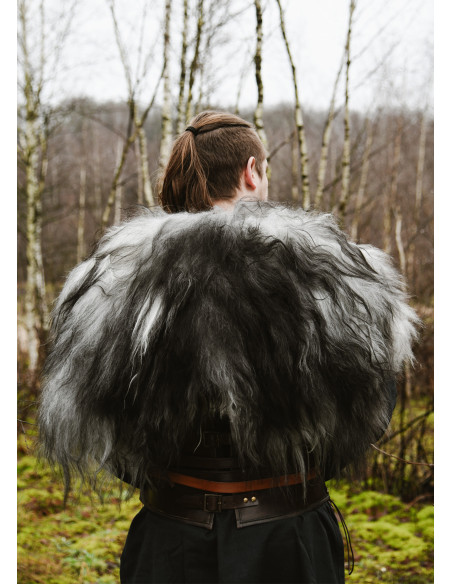 Capas de ombro para guerreiros em...