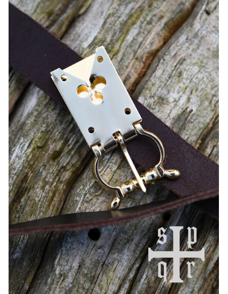 Fivela de trevo de latão para cinto...