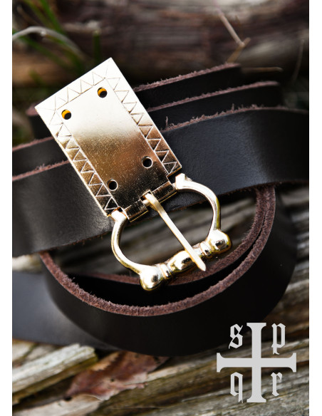 Fivela de cinto medieval gravada em...