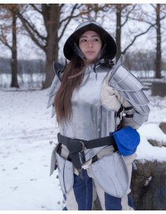 Peitoral medieval em aço polido modelo Katharina