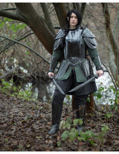 Peitoral medieval em aço enegrecido modelo Katharina