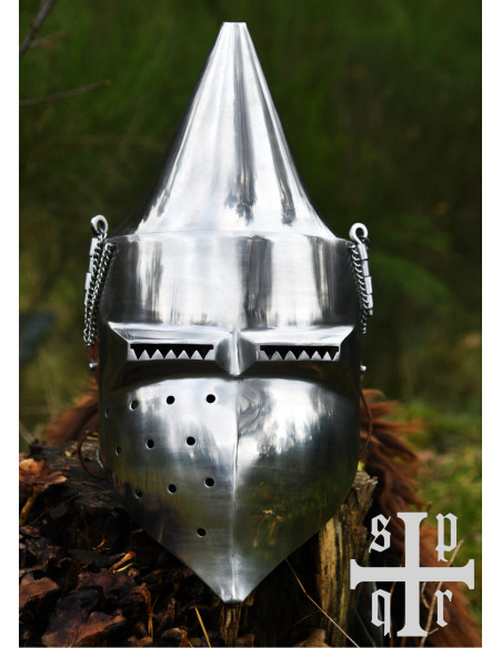 Bacia medieval com viseira do século XIV