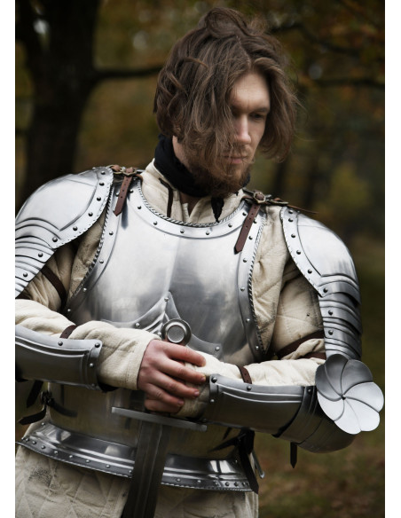 Peitoral completo em estilo gótico,...