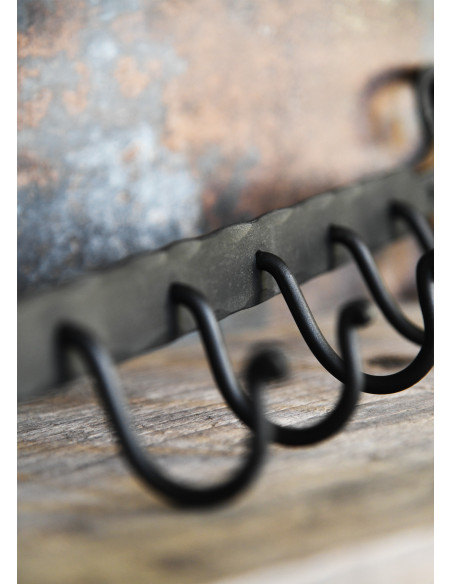 Cabide medieval com 5 ganchos (38,5 cm.)