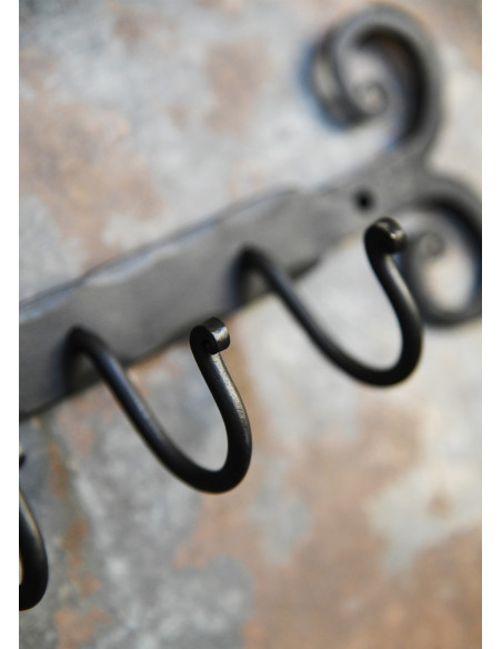 Cabide medieval com 5 ganchos (38,5 cm.)