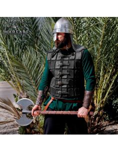 Brigantine guerreiro medieval em couro preto