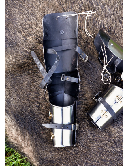 Par de braçadeiras de aço medievais...