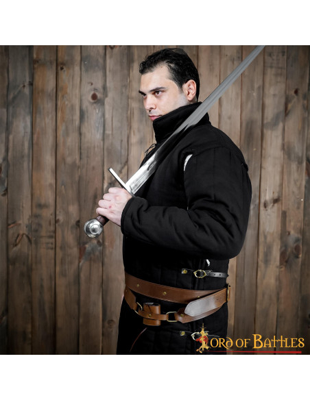 Cinto de couro marrom estilo medieval...