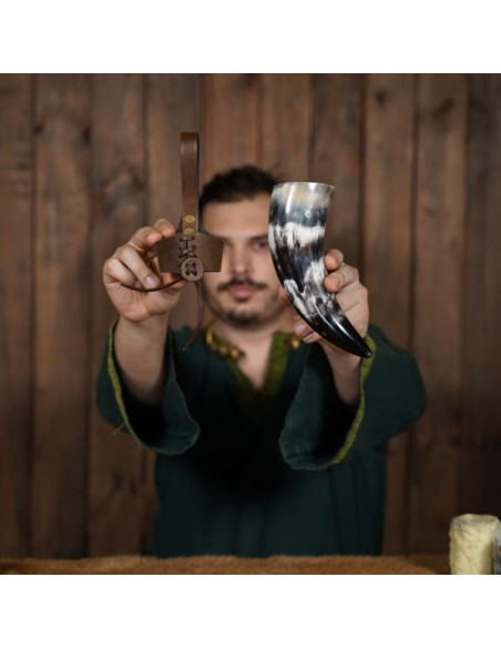 Buzina viking com baldric de couro