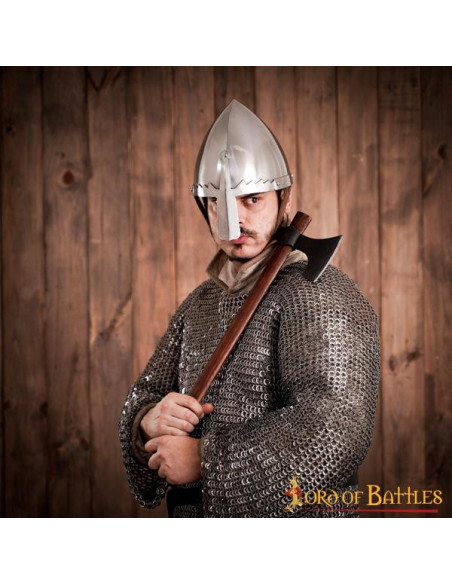 Capacete medieval de São Venceslau,...