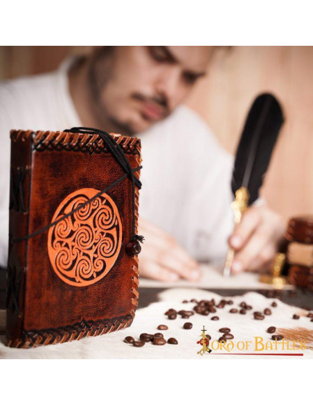 Diário medieval com nó celta em...
